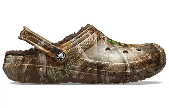 Crocs-Classic-Lined-Realtree-Edge-Clog-Brown-1 Crocs Classic Lined Realtree Edge Clog 'Brown'