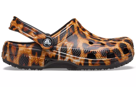 WMNS-Crocs-Classic-clog-animal-Printing-Beach-Casual-Sandals-Leopard-print-1 (WMNS) Crocs Classic clog animal Printing Beach Casual Sandals Leopard print