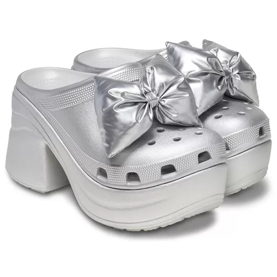 WMNS-Crocs-Siren-Metallic-Bow-Clogs-Silver-2 (WMNS) Crocs Siren Metallic Bow Clogs 'Silver'
