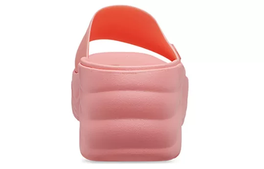 WMNS-Crocs-Skyline-Slides-Guava-4 (WMNS) Crocs Skyline Slides 'Guava'