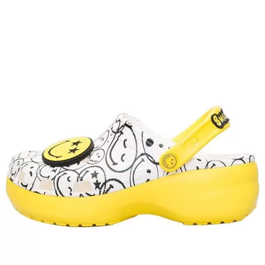 (WMNS) Crocs x Smiley World Charm Classic Platform Clogs 'Yellow White' (WMNS) Crocs x Smiley World Charm Classic Platform Clogs 'Yellow White'